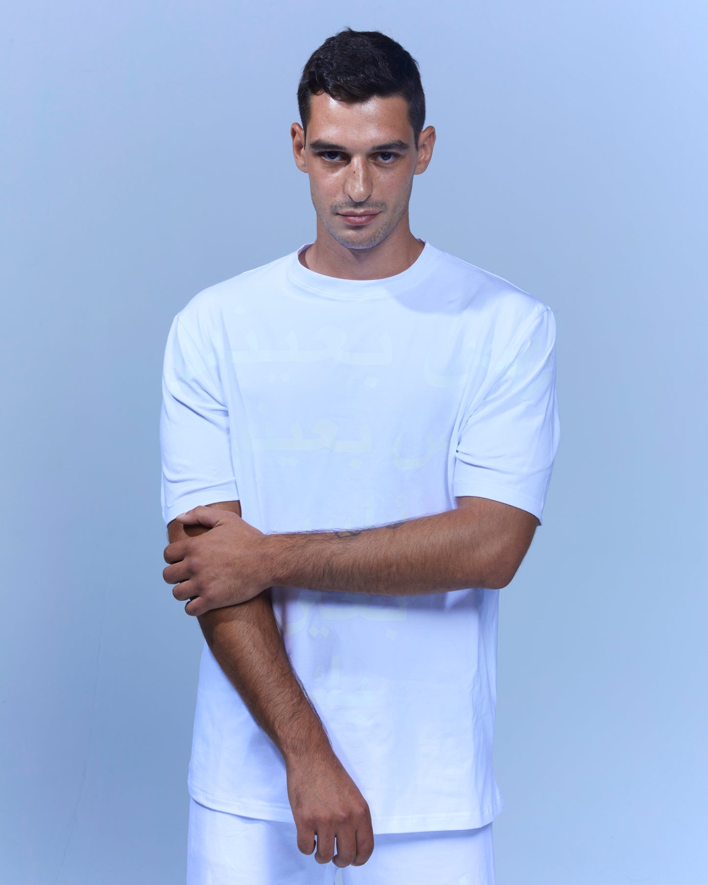 Short sleeve suit